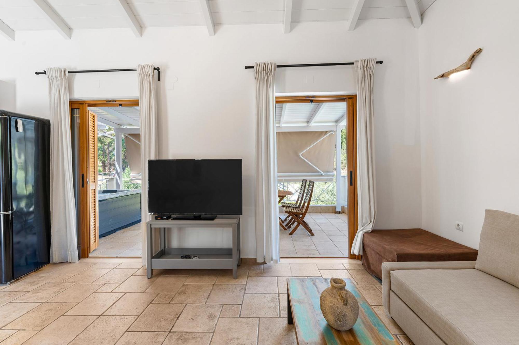 Villa Semipuella Áyios Nikítas 外观 照片